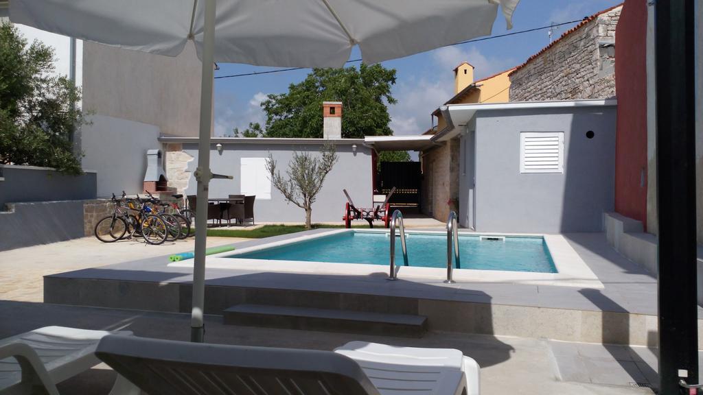 Holiday Home Peruski Peruški Quarto foto