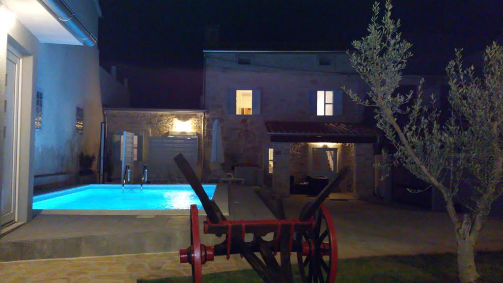 Holiday Home Peruski Peruški Quarto foto